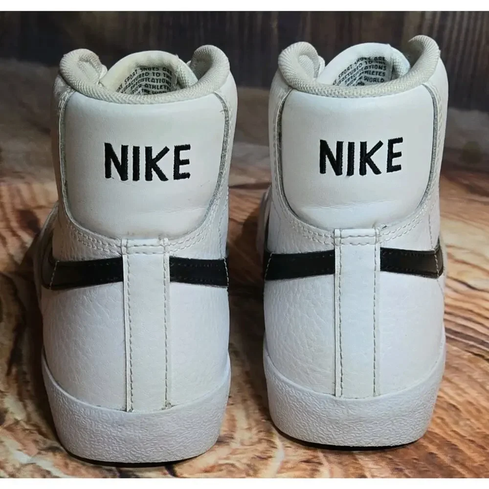 Nike Blazer Mid 77 White Black High Top Sneakers Youth Size 4.5Y DA4086-100